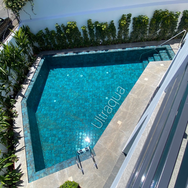 ULTRAQUA PISCINES — 1